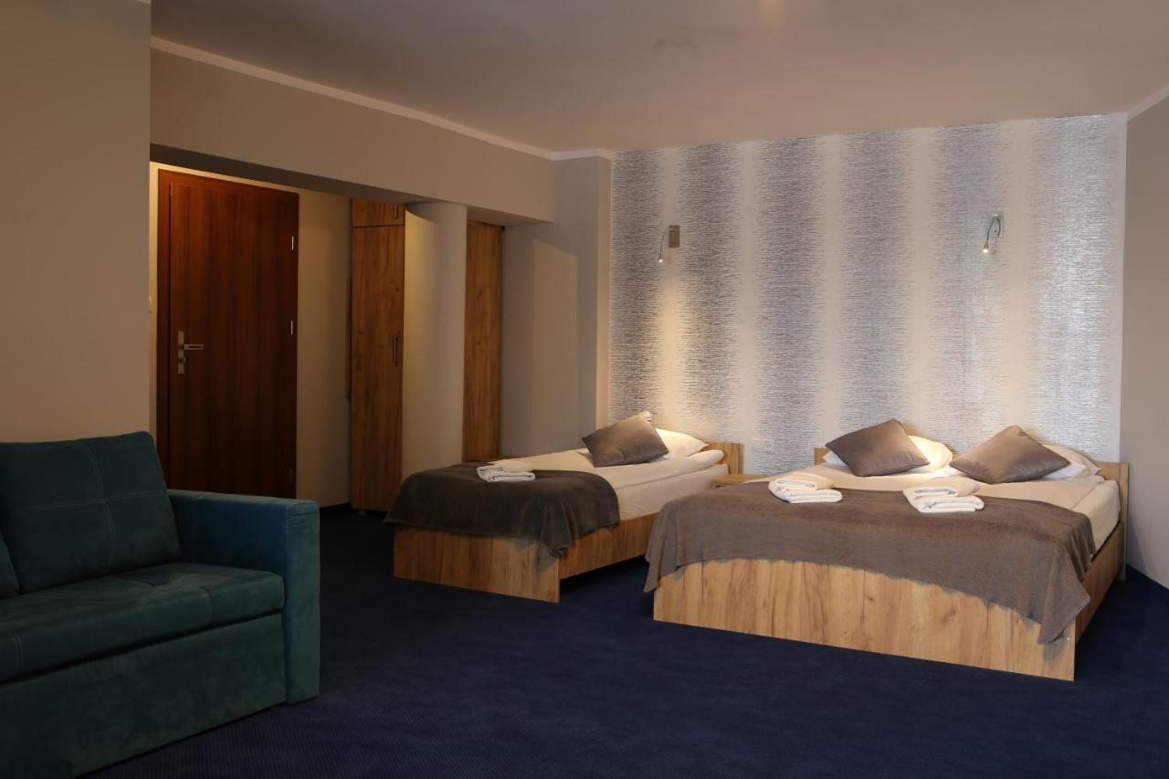 Hotel Sunny Познань Экстерьер фото